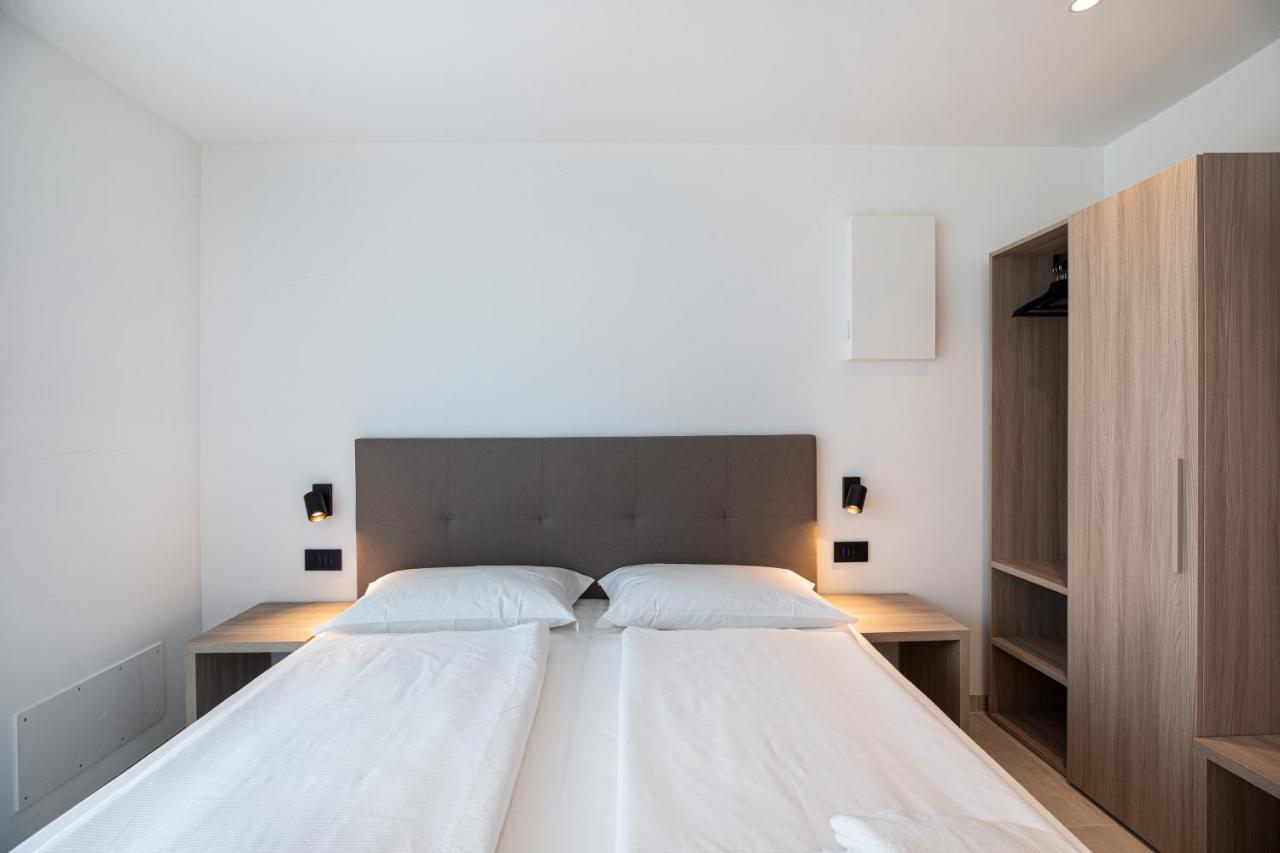 Apartments Curti - Abendrot لايْفيسْ المظهر الخارجي الصورة